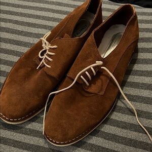 Kenneth Cole Brown Suede Shoes with Cream Laces